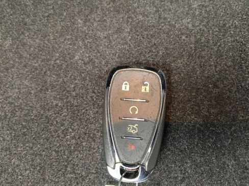 Used 2025 Chevrolet Malibu LT FWD image 32