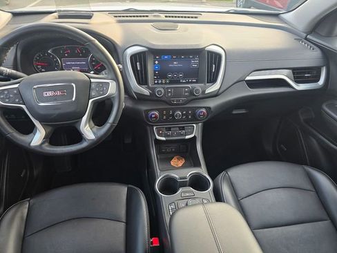 Used 2023 GMC Terrain SLT w/ Infotainment Package II image 14