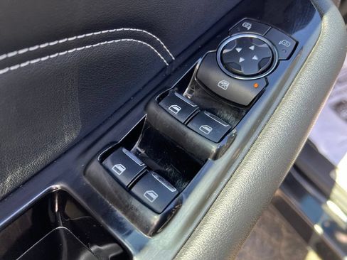 Used 2015 Ford Edge Titanium AWD/4WD image 39