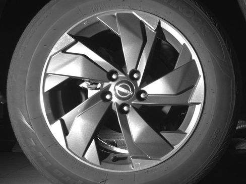 Used 2025 Nissan Rogue SV image 15