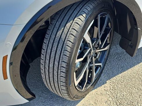 New 2026 Toyota Prius Plug-In Hybrid image 33