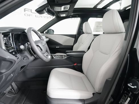 New 2026 Lexus TX 350 AWD image 8