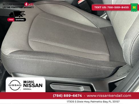 Used 2024 Subaru Crosstrek 2.0i image 16