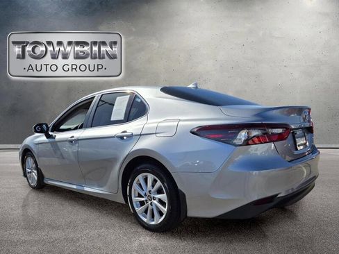 Used 2023 Toyota Camry LE FWD image 7