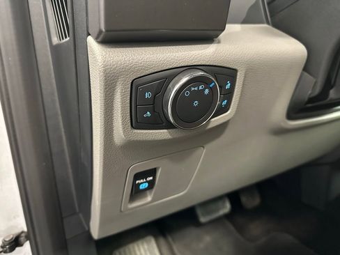 Used 2019 Ford F150 XLT image 16