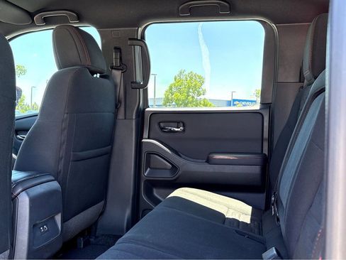 Used 2023 Nissan Frontier Pro-X w/ Technology Package RWD image 12