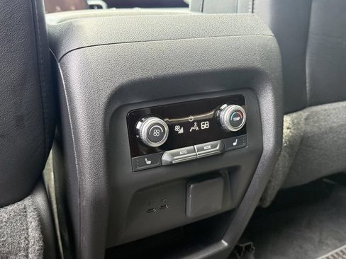 Used 2026 GMC Acadia Denali Ultimate FWD image 17