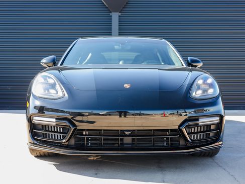 Certified 2019 Porsche Panamera GTS image 10