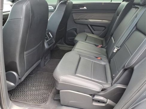 Used 2023 Volkswagen Atlas Cross Sport SE AWD/4WD image 12
