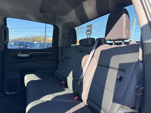 New 2026 GMC Sierra 1500 Elevation image 31