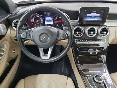 Used 2018 Mercedes-Benz C 300 4MATIC Sedan image 22