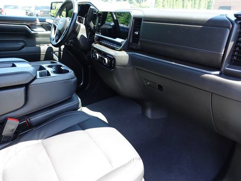 Used 2024 Chevrolet Silverado 1500 LT AWD/4WD image 35