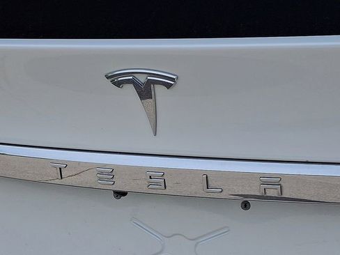 Used 2017 Tesla Model X 100D AWD/4WD image 38