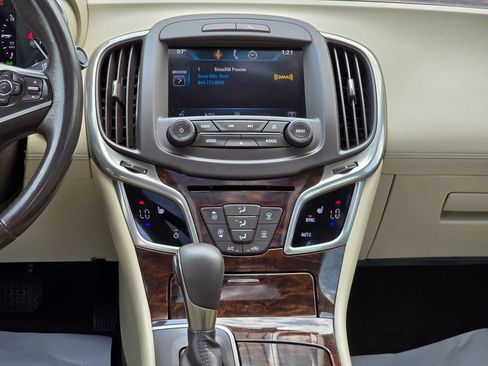 Used 2014 Buick LaCrosse Leather FWD image 17