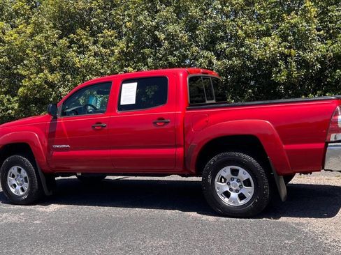 Used 2015 Toyota Tacoma PreRunner w/ SR5 Package RWD image 5