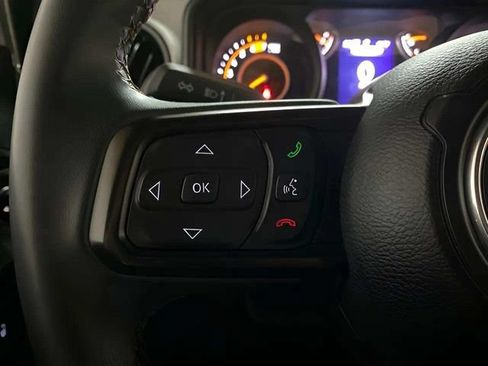 Used 2024 Jeep Wrangler Unlimited Sport AWD/4WD image 30