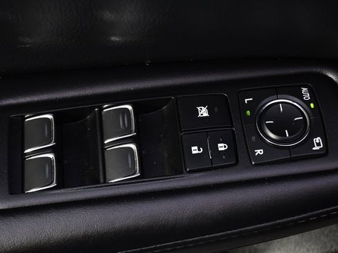 Used 2020 Lexus RX 450h AWD w/ Luxury Package image 23