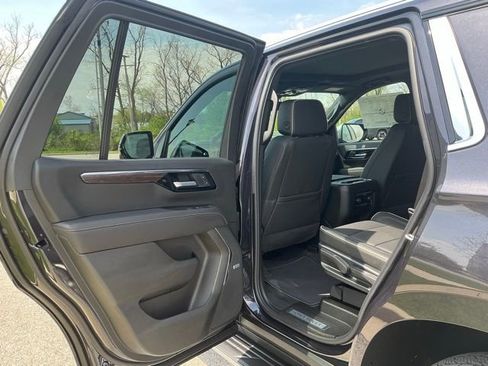 New 2026 Chevrolet Tahoe Premier w/ Sun And Tow Package AWD/4WD image 16