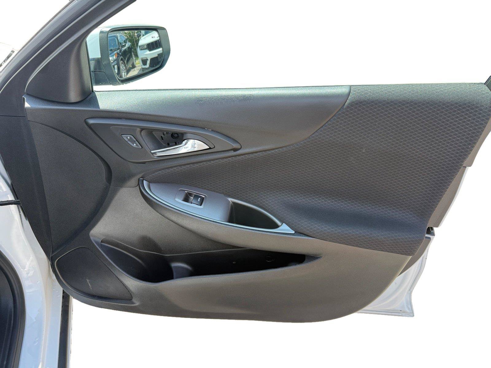 Used 2024 Chevrolet Malibu LT w/ Sport Edition FWD image 23