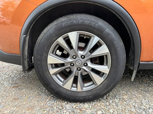 Used 2015 Nissan Murano SV w/ Premium Package image 10