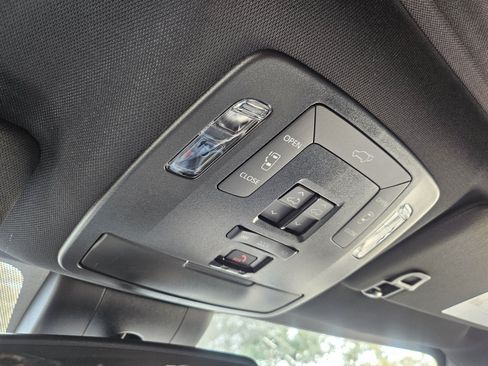 Used 2026 Toyota Sienna XLE Woodland Edition AWD/4WD image 12