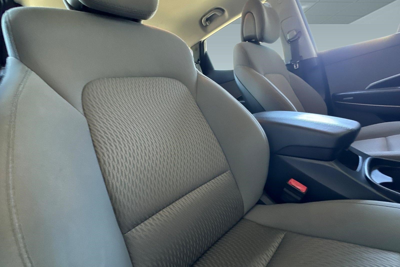 Used 2014 Hyundai Santa Fe Sport AWD/4WD image 31