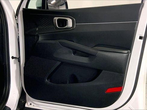 Certified 2024 Kia Sorento S image 25