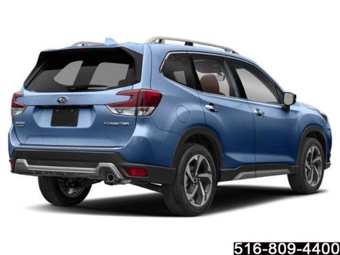 Used 2023 Subaru Forester Touring AWD/4WD image 2