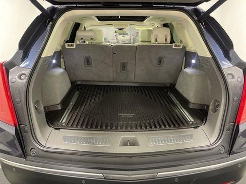 Used 2019 Cadillac XT5 Luxury AWD/4WD image 13