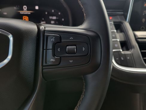 Certified 2023 GMC Yukon XL AT4 w/ AT4 Premium Plus Package AWD/4WD image 28