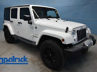 Used 2015 Jeep Wrangler Unlimited Sahara AWD/4WD video 1