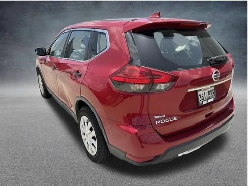 Used 2017 Nissan Rogue S FWD image 8