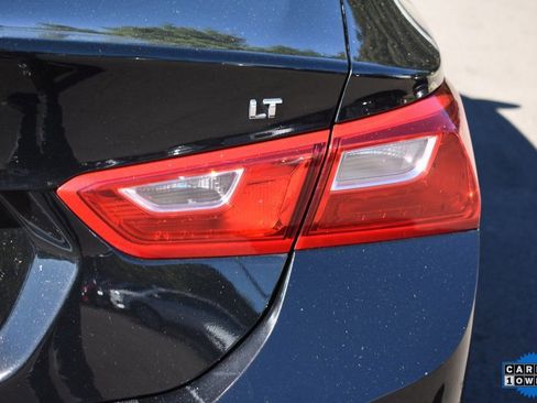 Used 2023 Chevrolet Malibu LT FWD image 14