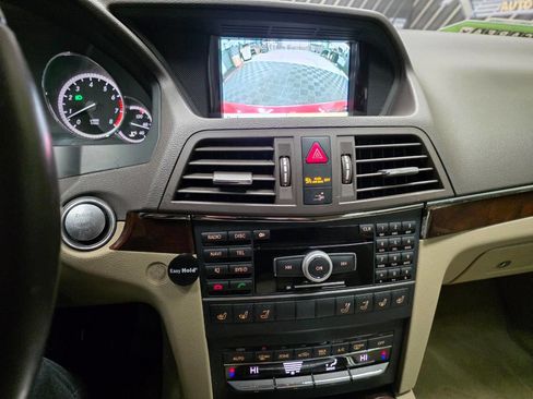 Used 2011 Mercedes-Benz E 350 Cabriolet image 24