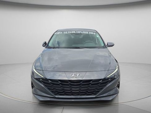 Certified 2023 Hyundai Elantra SEL w/ Cargo Package FWD image 4