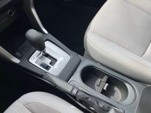 Used 2014 Subaru Forester 2.5i Premium w/ All-Weather Package AWD/4WD image 29