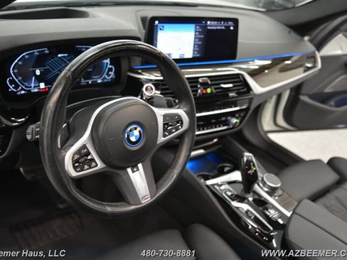 Used 2023 BMW 530e w/ M Sport Package RWD image 16