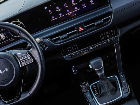 Certified 2024 Kia Seltos SX image 20