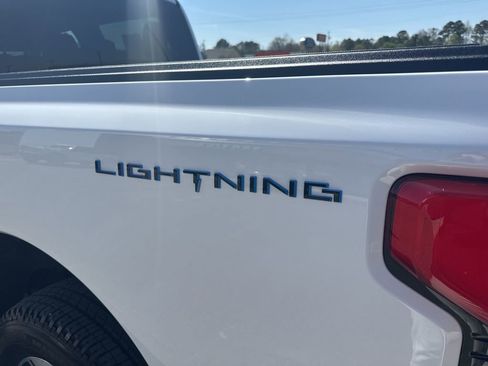 Used 2024 Ford F150 Lightning Pro image 10
