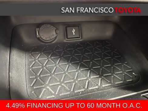 Certified 2021 Toyota RAV4 XLE Premium image 28