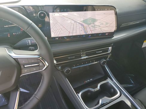 New 2026 Chevrolet Traverse LT w/ Midnight/Sport Edition image 24