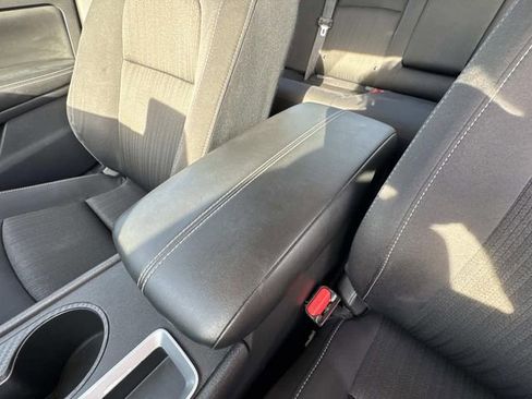 Used 2025 Nissan Altima 2.5 SV FWD image 48