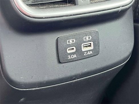 Used 2023 Subaru Legacy Premium image 15