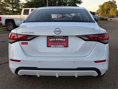 New 2025 Nissan Sentra S image 5