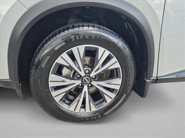 Certified 2023 Nissan Rogue SV FWD image 23