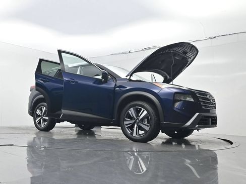Used 2026 Nissan Rogue SL FWD image 29