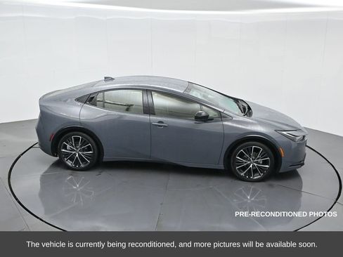 Used 2025 Toyota Prius XLE image 54