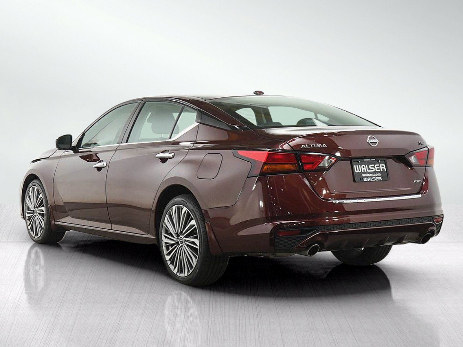 Used 2023 Nissan Altima 2.5 SL AWD/4WD image 4