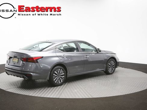 Used 2023 Nissan Altima 2.5 SV w/ SV Premium Package AWD/4WD image 41