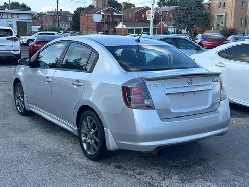Used 2011 Nissan Sentra SE-R FWD image 8